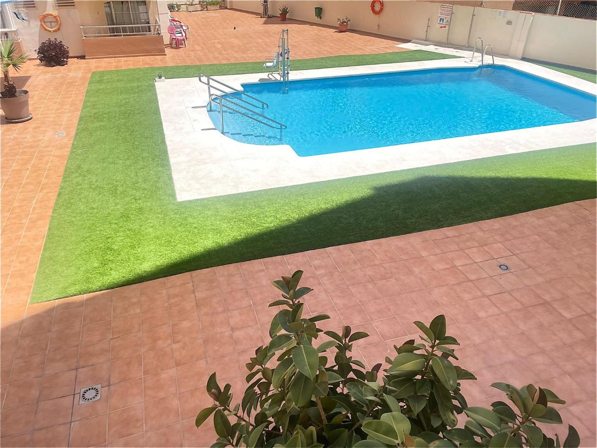 Elegant Studio With Pool And Seaview 托雷莫利诺斯 外观 照片